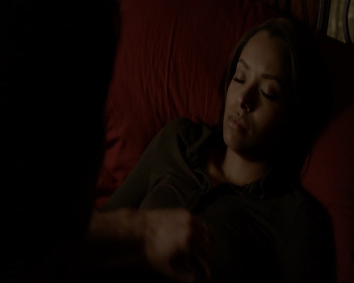 VampireDiariesWorld-dot-nl_7x21RequiemForADream0731.jpg