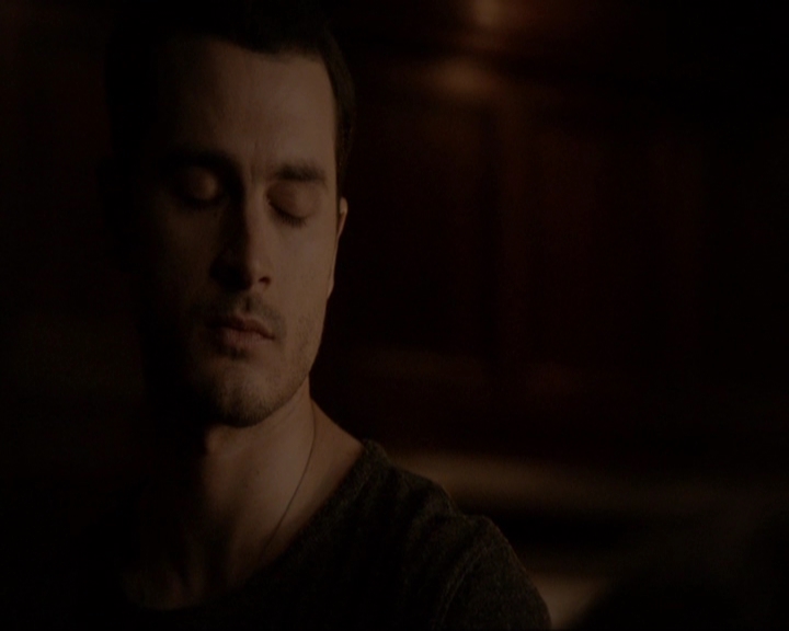 VampireDiariesWorld-dot-nl_7x21RequiemForADream0744.jpg