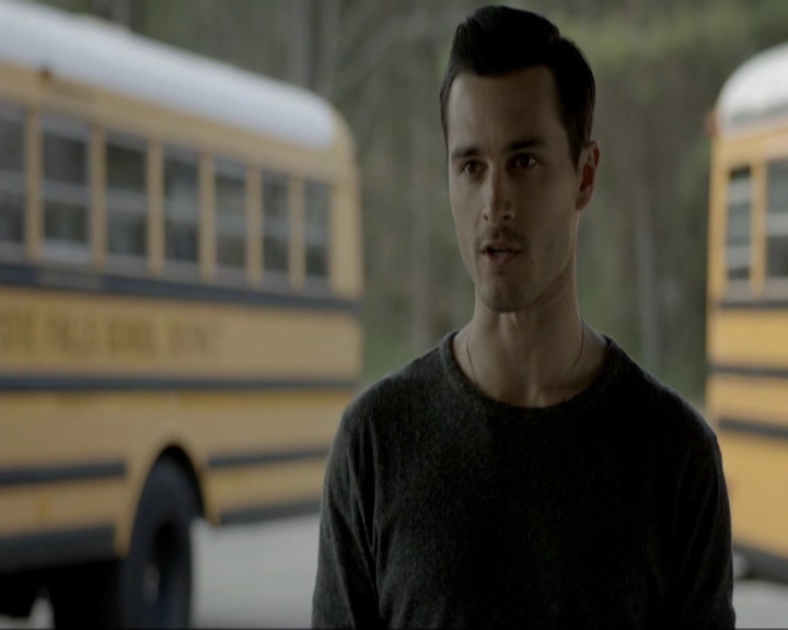 VampireDiariesWorld-dot-nl_7x21RequiemForADream0787.jpg