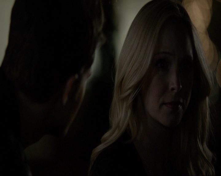 VampireDiariesWorld-dot-nl_7x21RequiemForADream1439.jpg