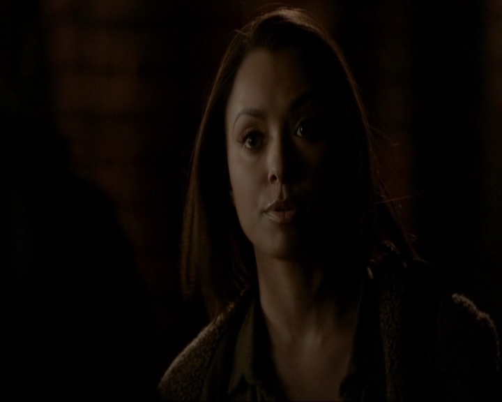 VampireDiariesWorld-dot-nl_7x21RequiemForADream1552.jpg