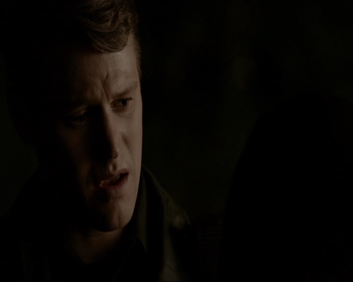 VampireDiariesWorld-dot-nl_7x21RequiemForADream1574.jpg