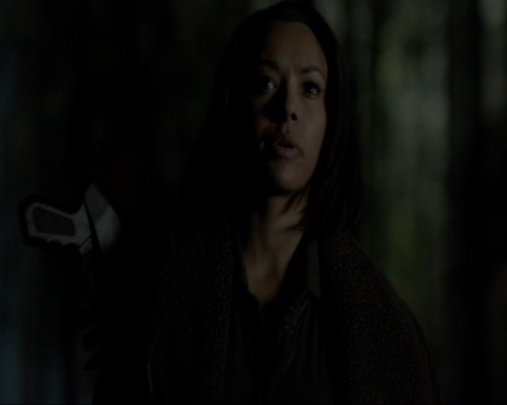 VampireDiariesWorld-dot-nl_7x21RequiemForADream1649.jpg