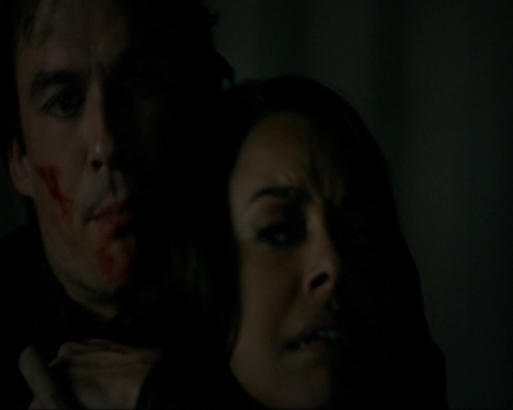 VampireDiariesWorld-dot-nl_7x21RequiemForADream1891.jpg