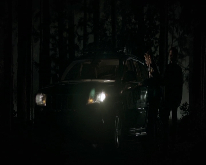 VampireDiariesWorld-dot-nl_7x21RequiemForADream2060.jpg