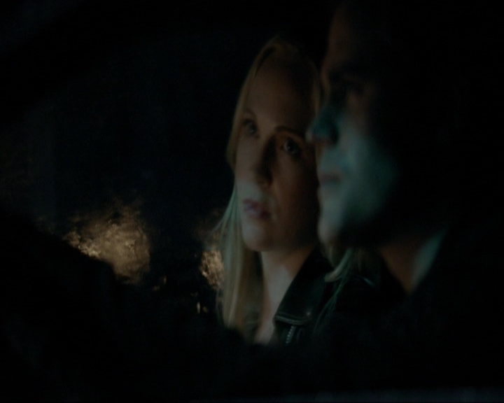 VampireDiariesWorld-dot-nl_7x21RequiemForADream2081.jpg