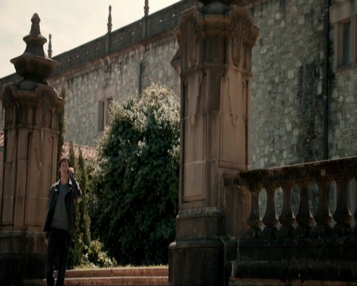 VampireDiariesWorld-dot-nl_7x22GodsAndMonsters0457.jpg