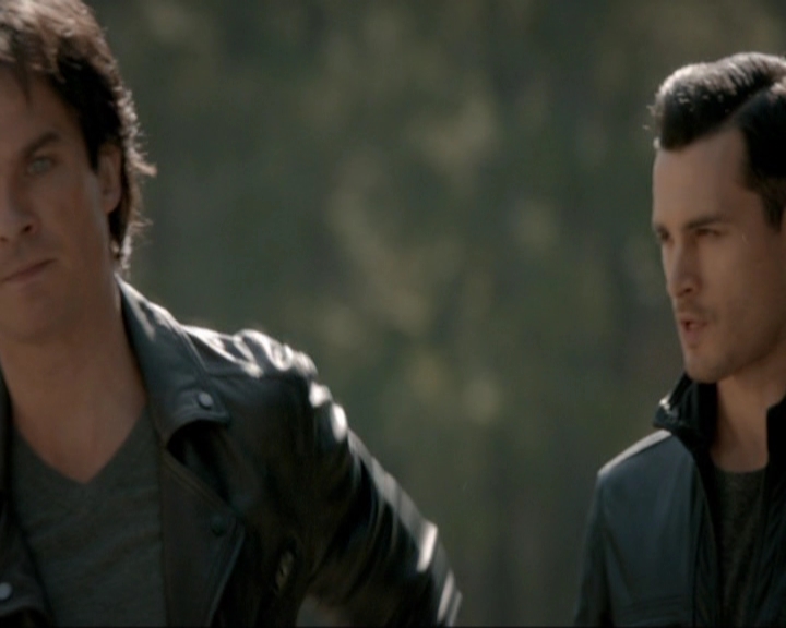 VampireDiariesWorld-dot-nl_7x22GodsAndMonsters0538.jpg