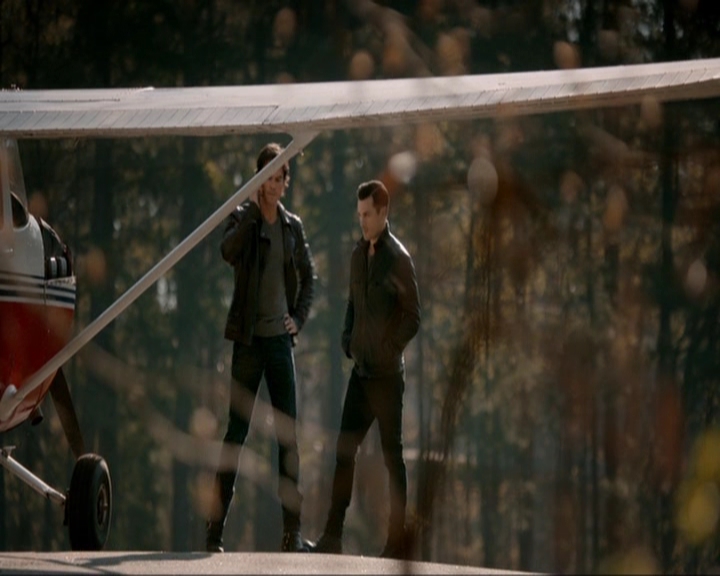 VampireDiariesWorld-dot-nl_7x22GodsAndMonsters0543.jpg