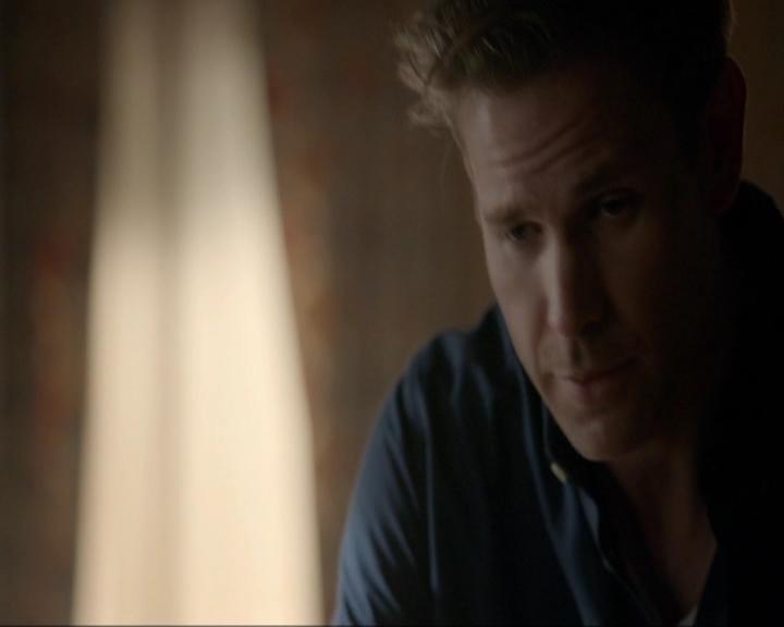 VampireDiariesWorld-dot-nl_7x22GodsAndMonsters0610.jpg