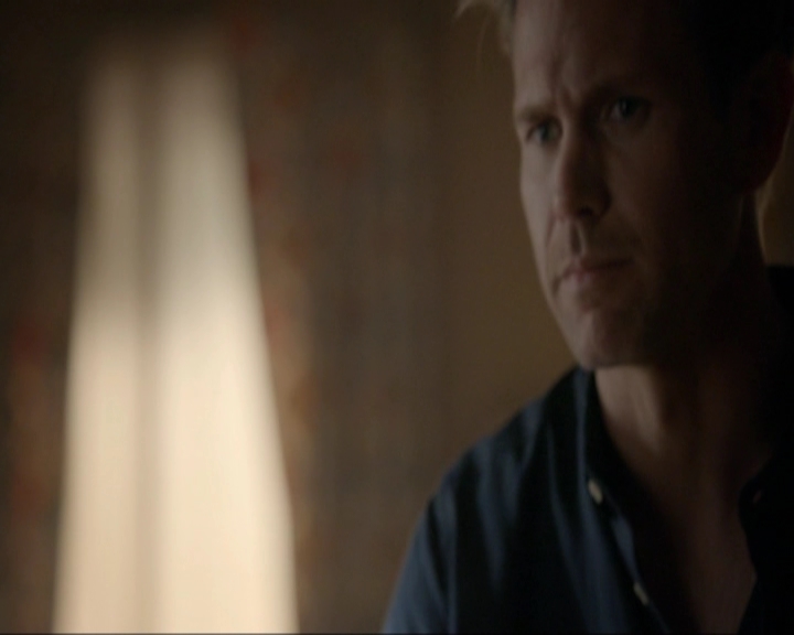 VampireDiariesWorld-dot-nl_7x22GodsAndMonsters0615.jpg