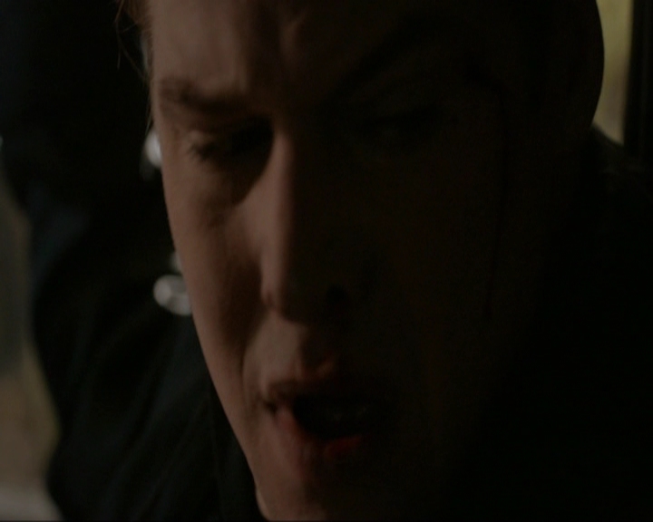 VampireDiariesWorld-dot-nl_7x22GodsAndMonsters0780.jpg