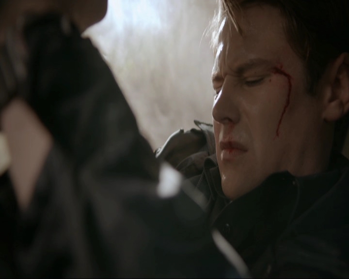 VampireDiariesWorld-dot-nl_7x22GodsAndMonsters0789.jpg