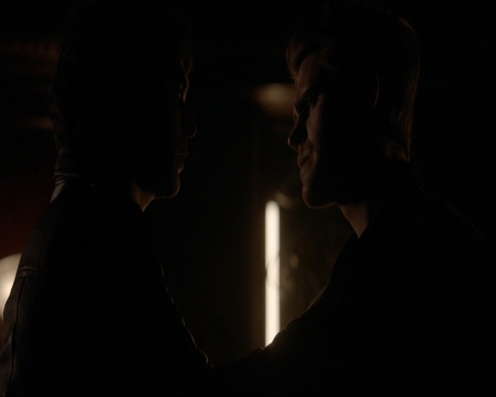 VampireDiariesWorld-dot-nl_7x22GodsAndMonsters1302.jpg