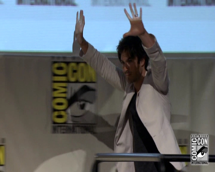 VampireDiariesWorld-dot-nl_S7-dvdextra-2015ComicConPanel0058.jpg