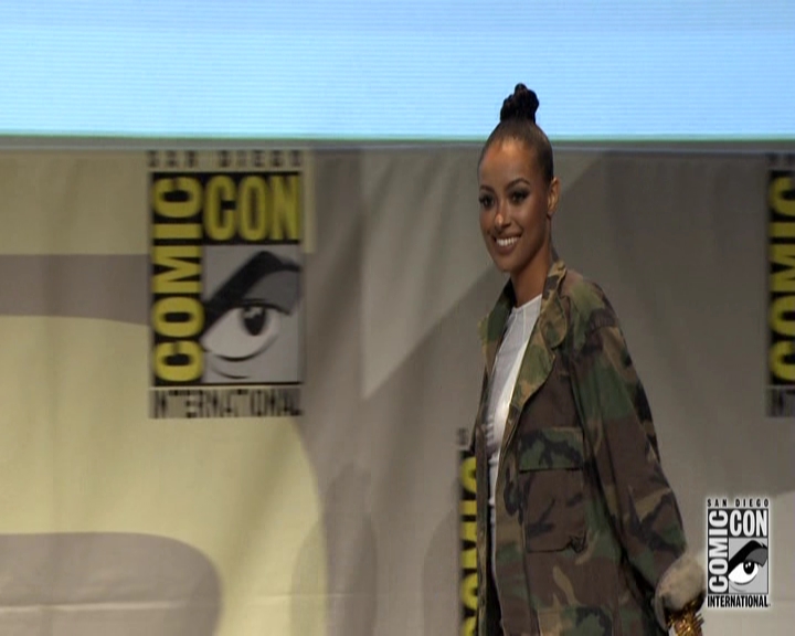 VampireDiariesWorld-dot-nl_S7-dvdextra-2015ComicConPanel0079.jpg