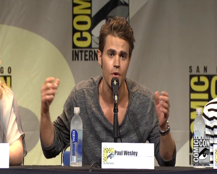 VampireDiariesWorld-dot-nl_S7-dvdextra-2015ComicConPanel0108.jpg