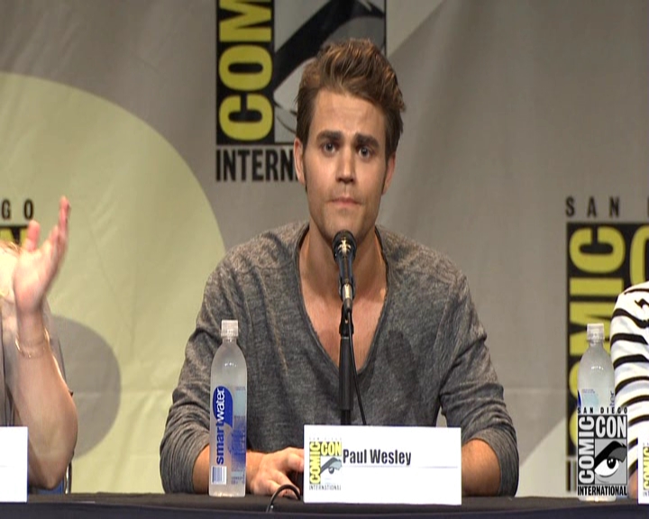 VampireDiariesWorld-dot-nl_S7-dvdextra-2015ComicConPanel0112.jpg