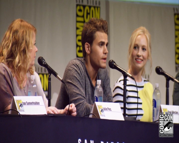 VampireDiariesWorld-dot-nl_S7-dvdextra-2015ComicConPanel0166.jpg