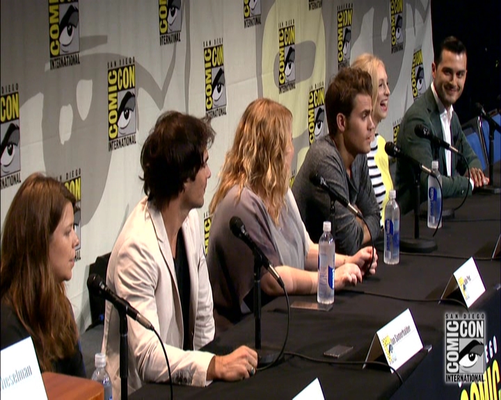 VampireDiariesWorld-dot-nl_S7-dvdextra-2015ComicConPanel0169.jpg