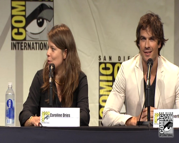 VampireDiariesWorld-dot-nl_S7-dvdextra-2015ComicConPanel0197.jpg