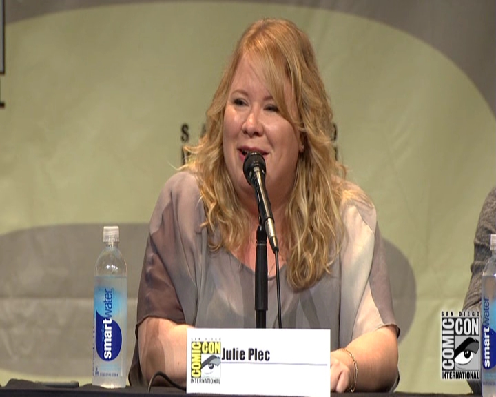 VampireDiariesWorld-dot-nl_S7-dvdextra-2015ComicConPanel0316.jpg