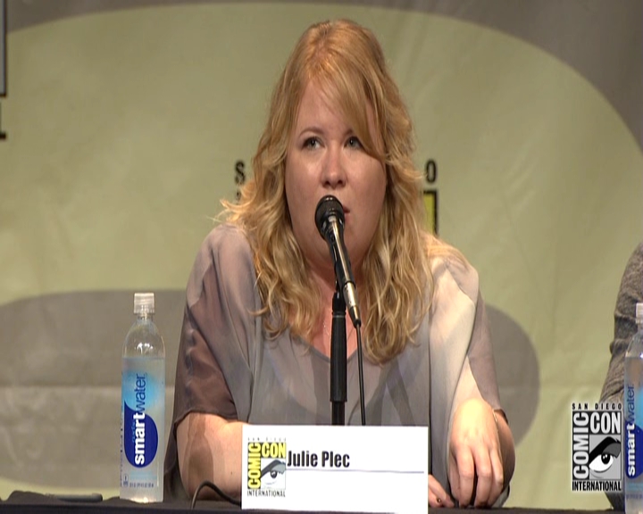 VampireDiariesWorld-dot-nl_S7-dvdextra-2015ComicConPanel0321.jpg