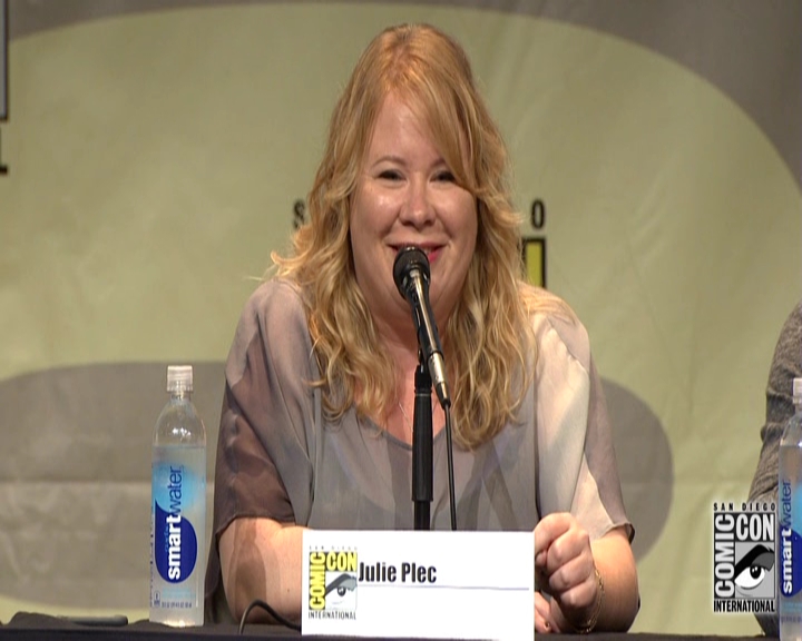 VampireDiariesWorld-dot-nl_S7-dvdextra-2015ComicConPanel0327.jpg