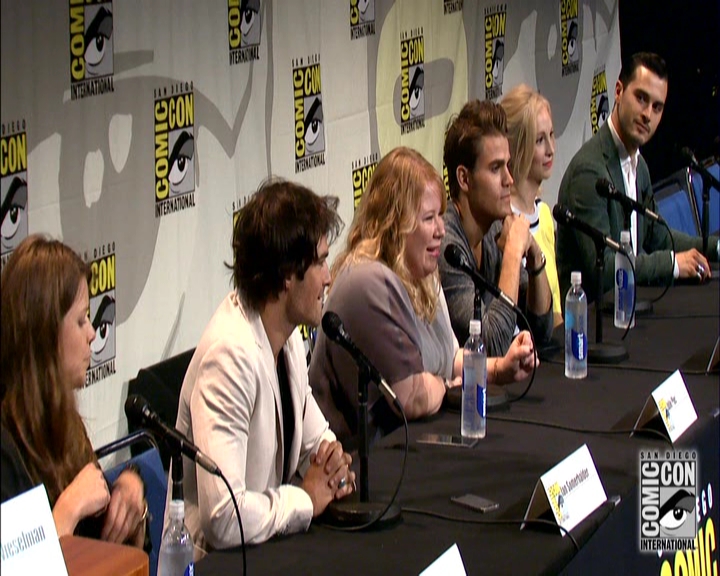 VampireDiariesWorld-dot-nl_S7-dvdextra-2015ComicConPanel0338.jpg