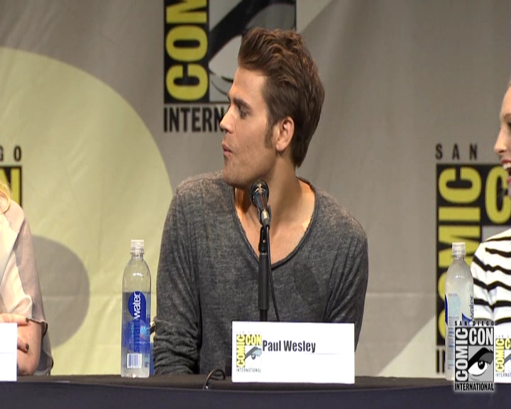 VampireDiariesWorld-dot-nl_S7-dvdextra-2015ComicConPanel0985.jpg