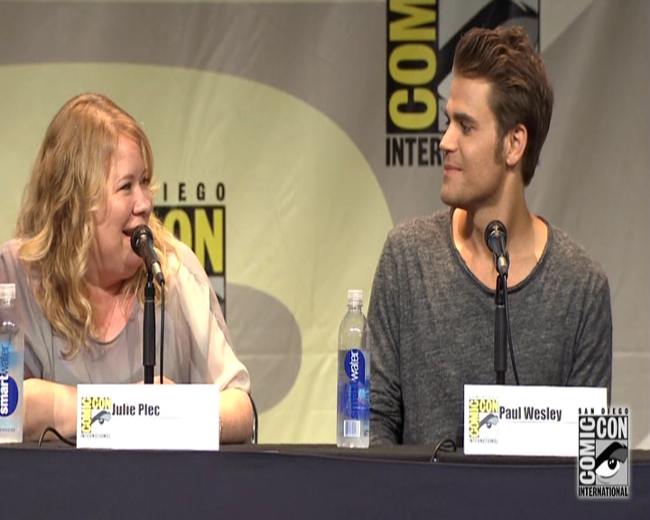 VampireDiariesWorld-dot-nl_S7-dvdextra-2015ComicConPanel0991.jpg