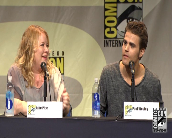 VampireDiariesWorld-dot-nl_S7-dvdextra-2015ComicConPanel1005.jpg