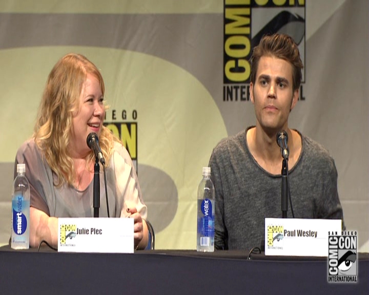 VampireDiariesWorld-dot-nl_S7-dvdextra-2015ComicConPanel1010.jpg