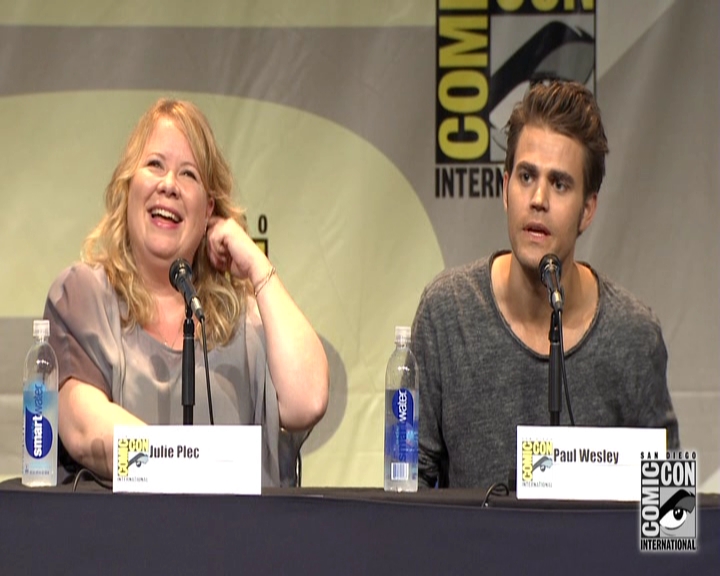 VampireDiariesWorld-dot-nl_S7-dvdextra-2015ComicConPanel1012.jpg