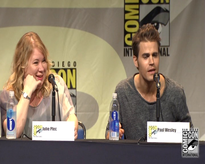 VampireDiariesWorld-dot-nl_S7-dvdextra-2015ComicConPanel1027.jpg