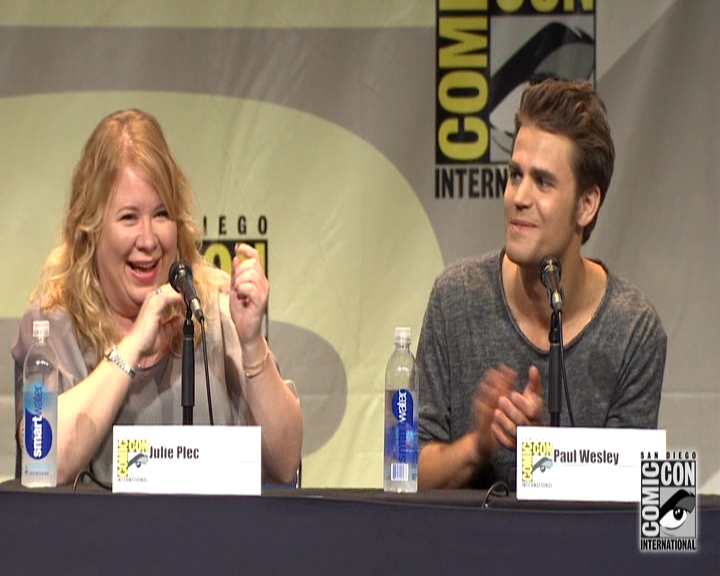 VampireDiariesWorld-dot-nl_S7-dvdextra-2015ComicConPanel1029.jpg