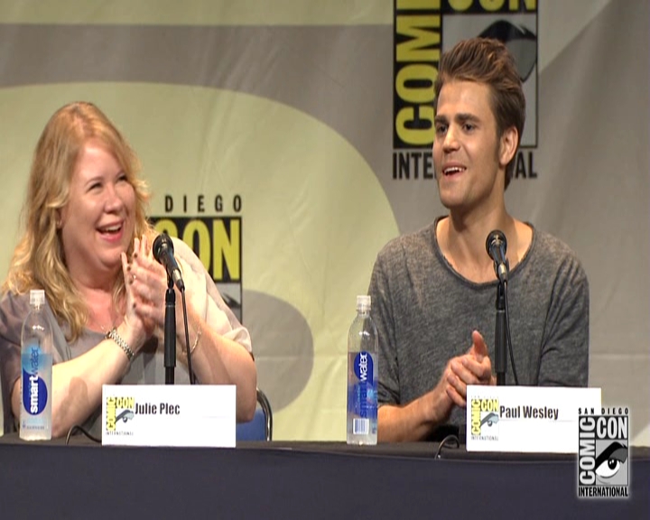 VampireDiariesWorld-dot-nl_S7-dvdextra-2015ComicConPanel1030.jpg