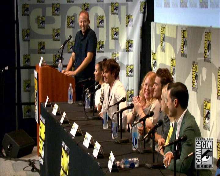 VampireDiariesWorld-dot-nl_S7-dvdextra-2015ComicConPanel1031.jpg