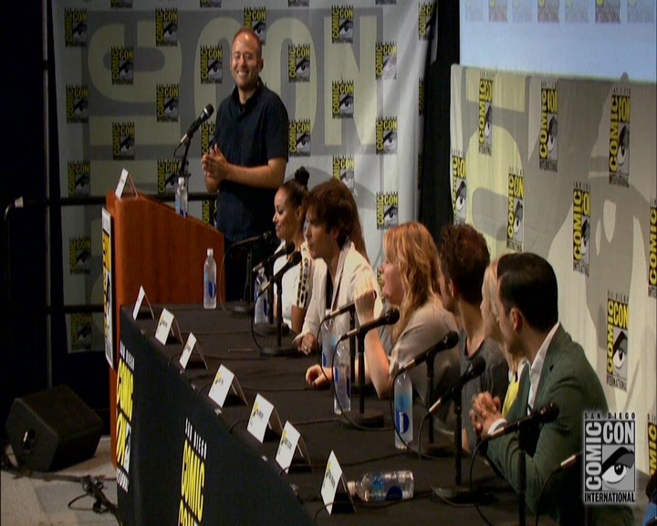 VampireDiariesWorld-dot-nl_S7-dvdextra-2015ComicConPanel1055.jpg