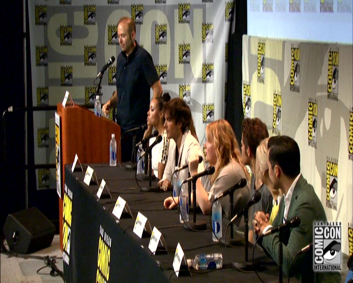 VampireDiariesWorld-dot-nl_S7-dvdextra-2015ComicConPanel1056.jpg