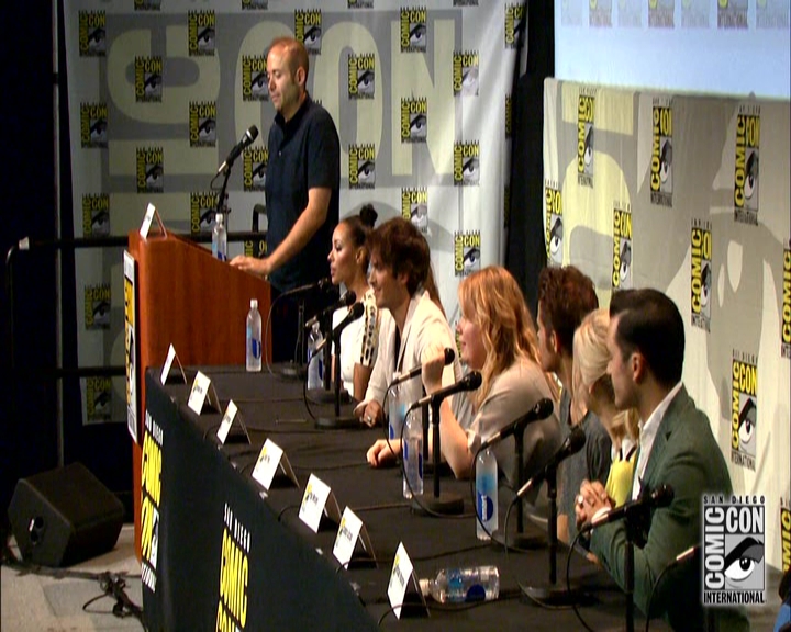 VampireDiariesWorld-dot-nl_S7-dvdextra-2015ComicConPanel1057.jpg