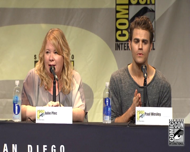 VampireDiariesWorld-dot-nl_S7-dvdextra-2015ComicConPanel1090.jpg