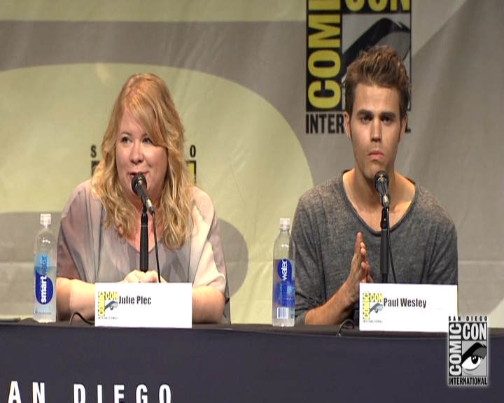 VampireDiariesWorld-dot-nl_S7-dvdextra-2015ComicConPanel1091.jpg