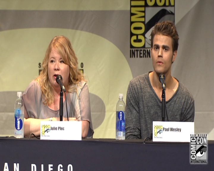 VampireDiariesWorld-dot-nl_S7-dvdextra-2015ComicConPanel1107.jpg