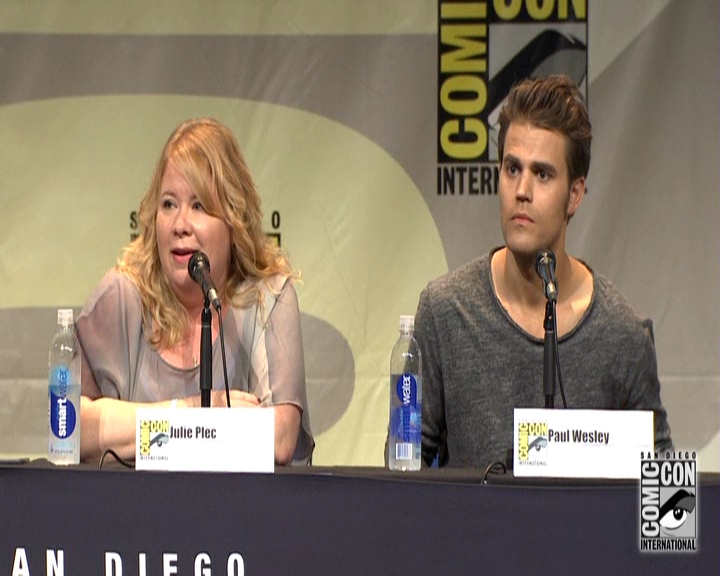 VampireDiariesWorld-dot-nl_S7-dvdextra-2015ComicConPanel1111.jpg