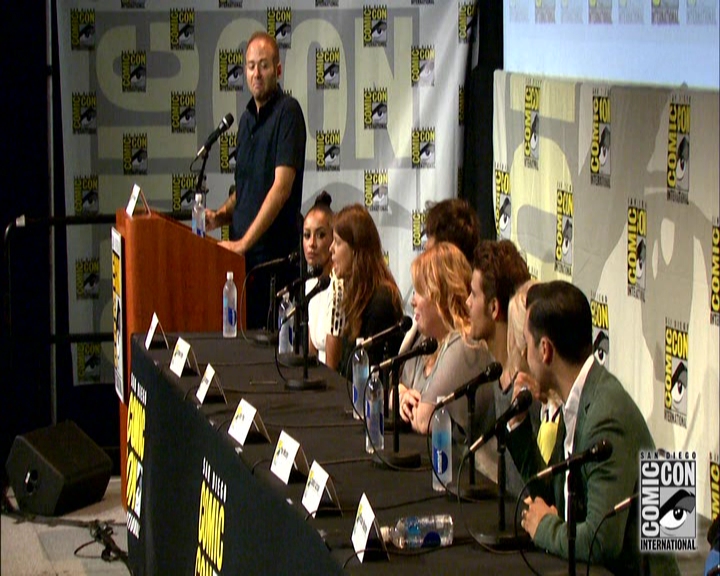 VampireDiariesWorld-dot-nl_S7-dvdextra-2015ComicConPanel1114.jpg