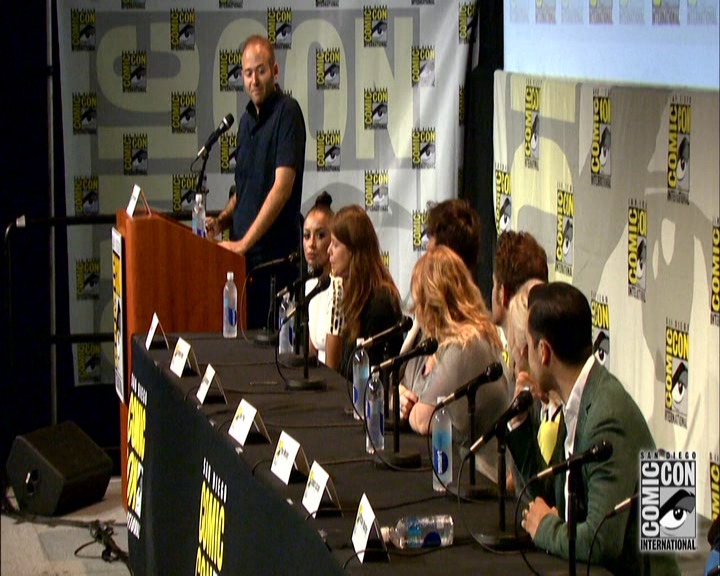 VampireDiariesWorld-dot-nl_S7-dvdextra-2015ComicConPanel1115.jpg