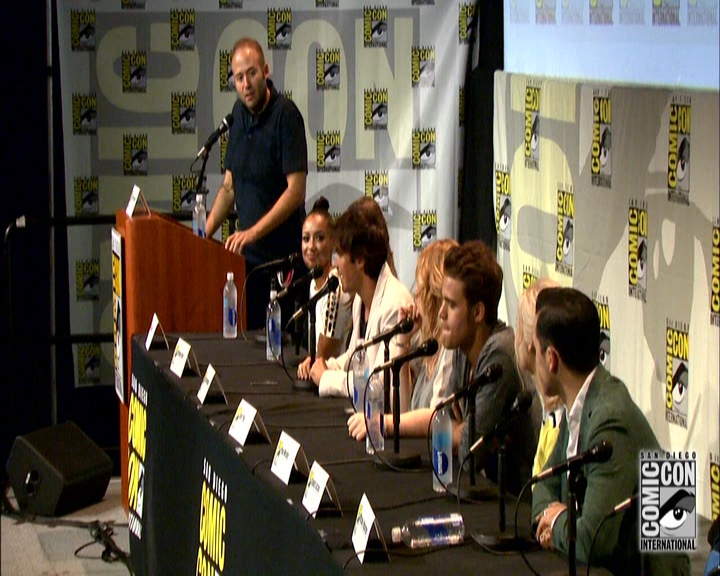 VampireDiariesWorld-dot-nl_S7-dvdextra-2015ComicConPanel1144.jpg