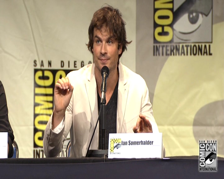 VampireDiariesWorld-dot-nl_S7-dvdextra-2015ComicConPanel1156.jpg