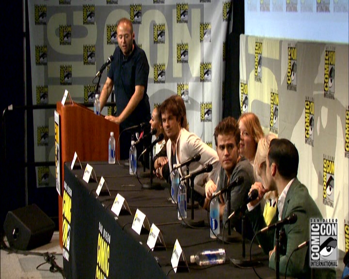 VampireDiariesWorld-dot-nl_S7-dvdextra-2015ComicConPanel1162.jpg